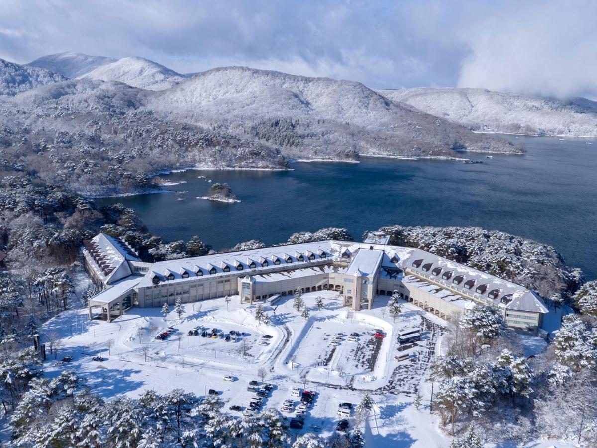 Urabandai Lake Resort Geihinkan Nekoma Rikyu Kitashiobara Exterior photo